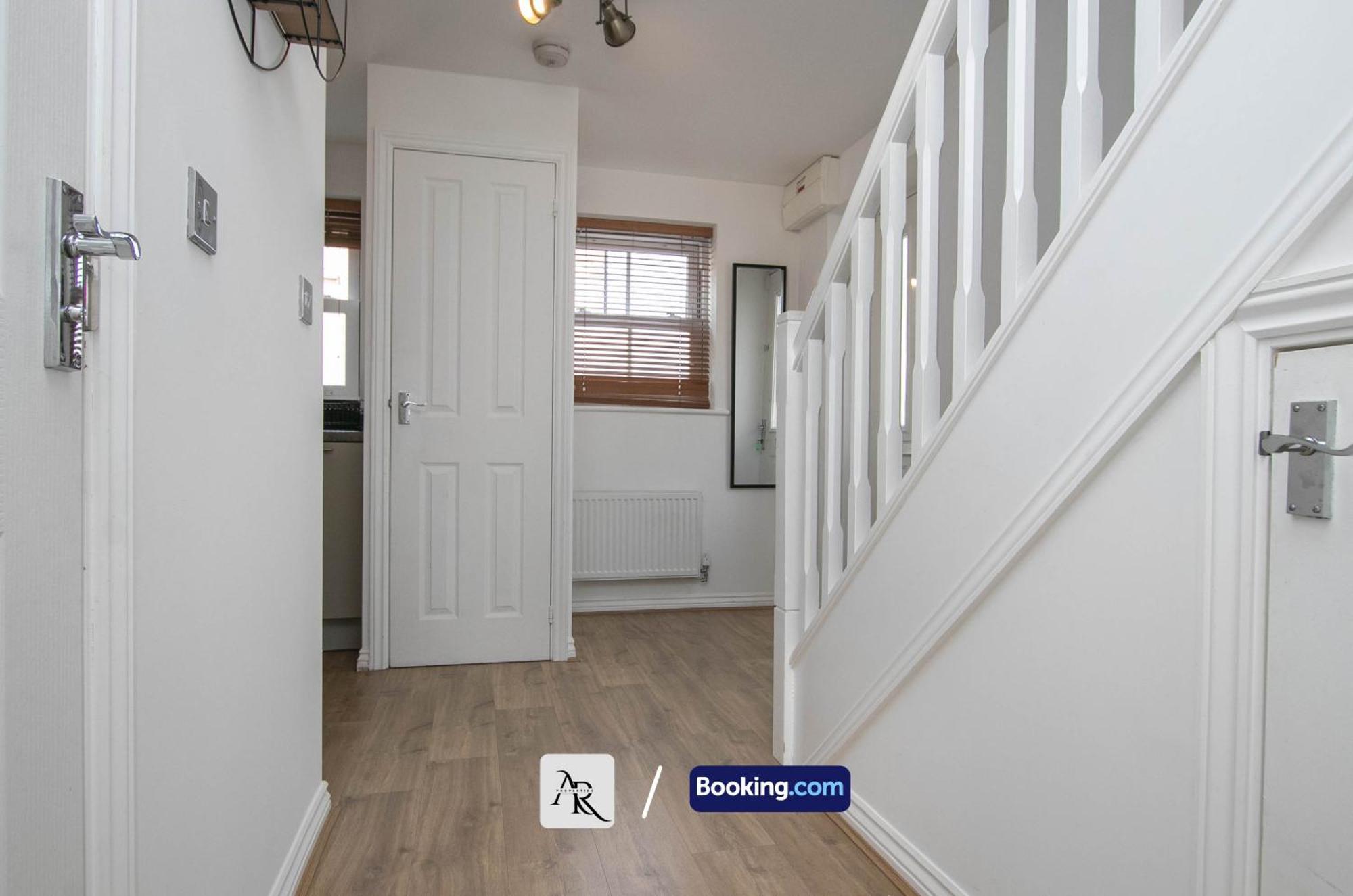Cozy House By Ar Properties Short Lets & Serviced Accommodation Colchester Dış mekan fotoğraf